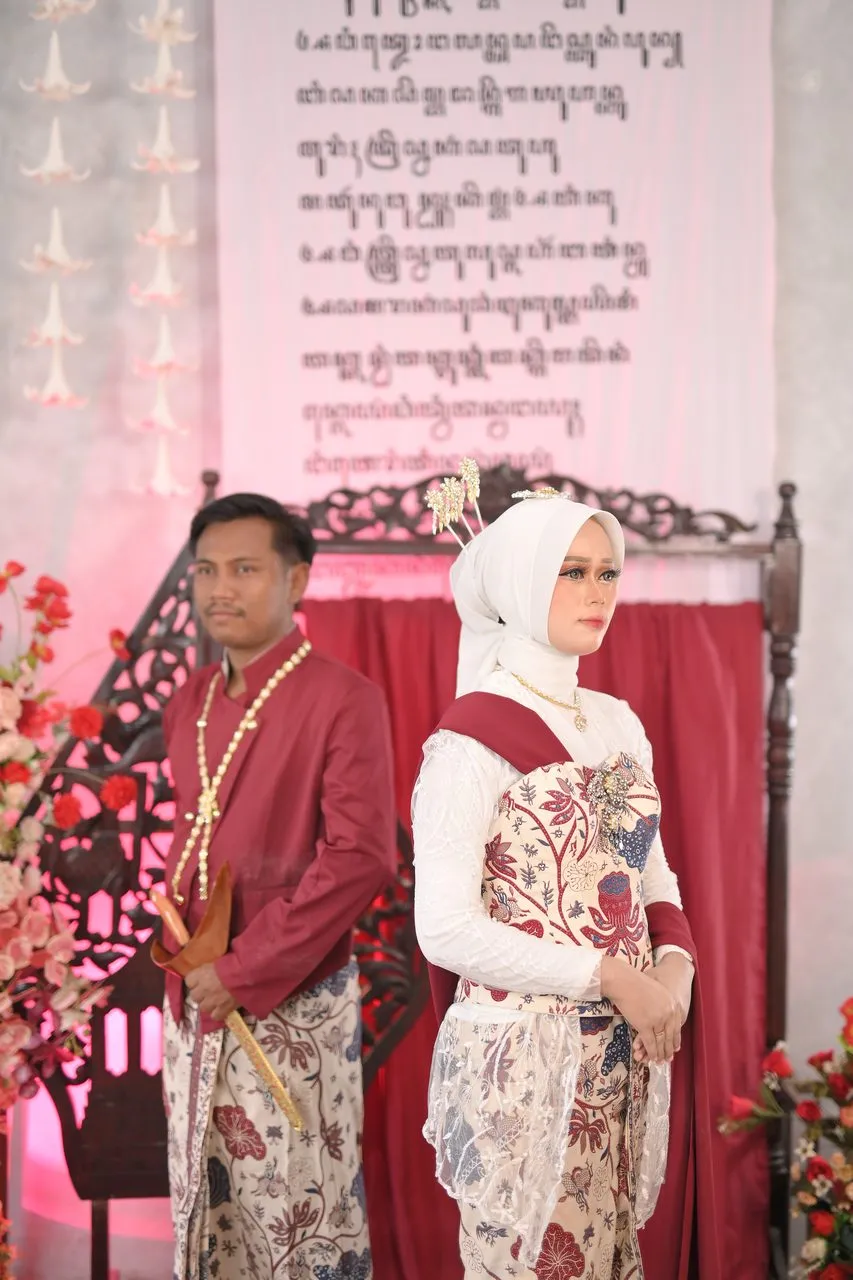 Cincin Pengikat Janji